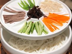 鸡丝凉米线-云海肴·汽锅鸡·云南菜(美罗城店)