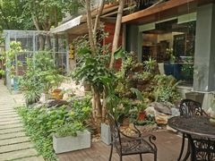 -谷咖啡·鲜花绿植花园餐厅