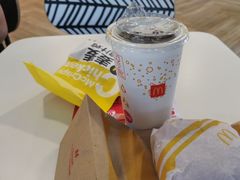 -麦当劳(保利若比邻店)