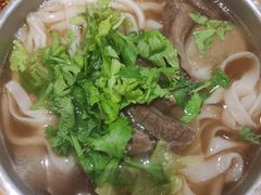嬢嬢跷脚牛肉米粉-小满手工粉(北京顺义华联店)