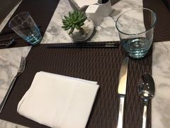 餐具摆设-北京王府井希尔顿酒店·万斯阁西餐厅