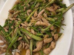 -江城燕子大排档(江汉路步行街店)