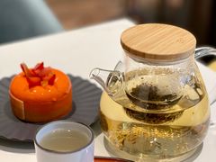 白茶-潮一不贰·法式甜品·生日蛋糕·西式简餐(外滩店)