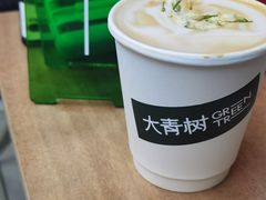 栀子花梨香拿铁-大青树咖啡(大理古城店)