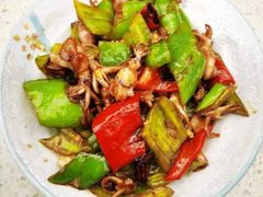 -蚝堡·生蚝海鲜烧烤物种起源•海肠捞饭(刘公岛店)