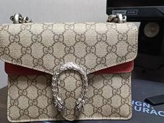 -小飞侠奢侈品回收 寄卖 养护(宝山宝龙广场店)