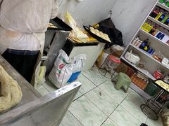 -郭际辣饼铺(第三中学店)