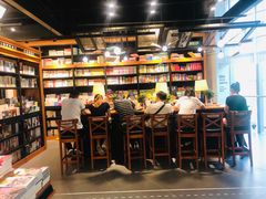 -西西弗书店&矢量咖啡(凯德晶萃广场店)