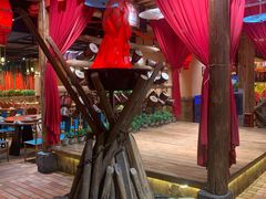 -老滇山寨•云南特色菜•地方菜•民族风情歌舞表演(金碧店)