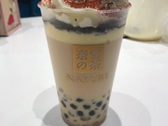 -奈雪的茶(百盛店)