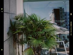 -UNI UNI(环亚凯瑟琳店)