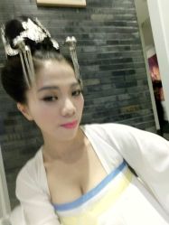 -盘子女人坊古装写真摄影(厦门总店)