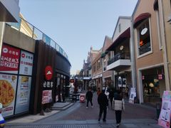 -王府井奥莱临潼小镇(临潼店)