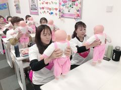 -爱月宝月嫂·育儿嫂(哈尔滨总店)