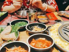 -青瓦炭韩潮烤肉(花园道店)