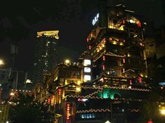 -屋顶顶城市·江景酒店-客房部