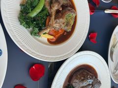 -福楼毕斯罗F Bistronome(国贸商城约会地标景观店)