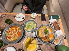 -云海肴云南菜(浦江欢乐颂店)