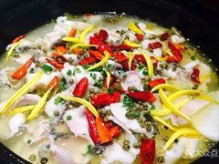 -越城记黑鱼煲(万达店)