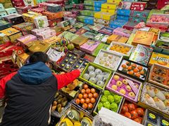 -上海龙吴水胜海发市场