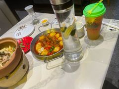 -渔语鱼酸菜鱼新川菜(来福士店)