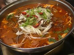 辛牛骨火锅-KCOOKING概念韩餐(世茂52+店)