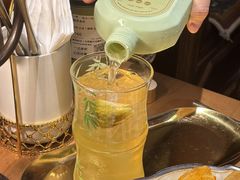 -秘密旅行Bonjour(黑金冠 江南西店)