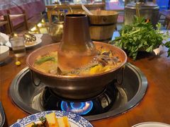 -岳记兴隆·青城腊排铜火锅(融创店)