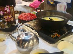 -鲜入围煮花胶鸡海鲜火锅