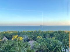 -三亚湾海居铂尔曼度假酒店