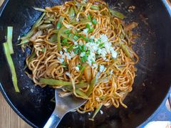 老北京豆角焖面-金豆角砂锅焖面(安贞店)