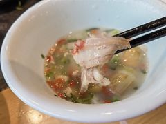 -肖仙仙羊肉汤·始于1996年(郫都店)