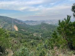 -灵岩山风景区
