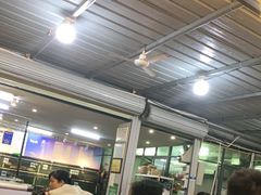 等位区-庆余生平价生猛海鲜(海棠湾林旺夜市店)