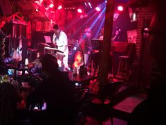 -MM·五声·音乐人与调酒师(西安路店)