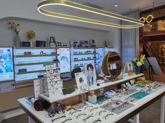 -无界眼镜MaxLess(南翔印象城店)