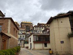 -噶丹松赞林寺