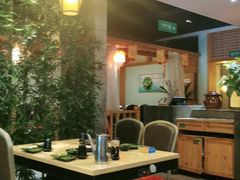 大堂-龙泉人椰子鸡.糟粕醋.海南菜(三亚旗舰店)