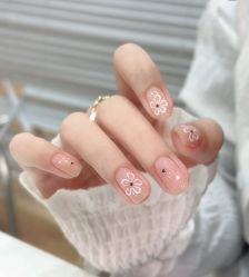 -悦指间美甲美睫