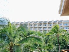 -亚龙湾喜来登·美景台大堂吧