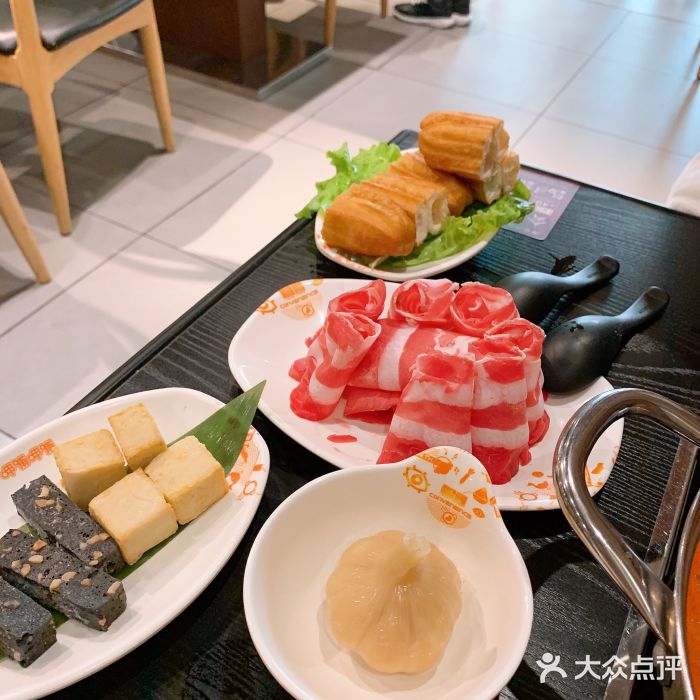 呷哺呷哺(青岛香港中路银座店)精品肥牛图片