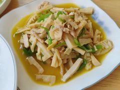 -御香农家菜(莫干山庾村店)