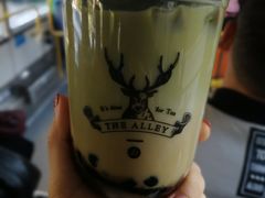 -THE ALLEY 鹿角巷(华润万象城店)
