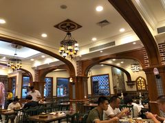 大堂-清真·玛丽亚新疆菜主题餐厅(浙江中路店)