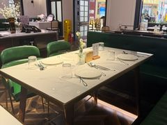 -静香HOUSE·全时段融合餐厅(七星欢乐颂店)
