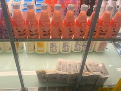 包房-一鸣真鲜奶吧(动车南站店)