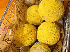 -BHC炸鸡(明洞总店)