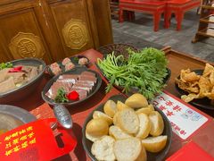 -谭鸭血老火锅(龙湖宝山天街店)