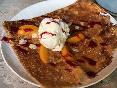 黄桃冰激凌可丽饼-RAC BAR(安福路店)