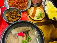 -谭鸭血老火锅(七宝万科广场店)